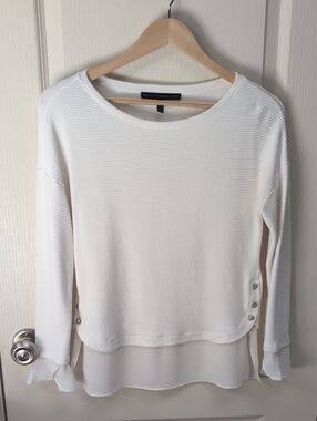 White House Black Market White Ribbed Knit Long Sleeve Top with Chiffon Hem